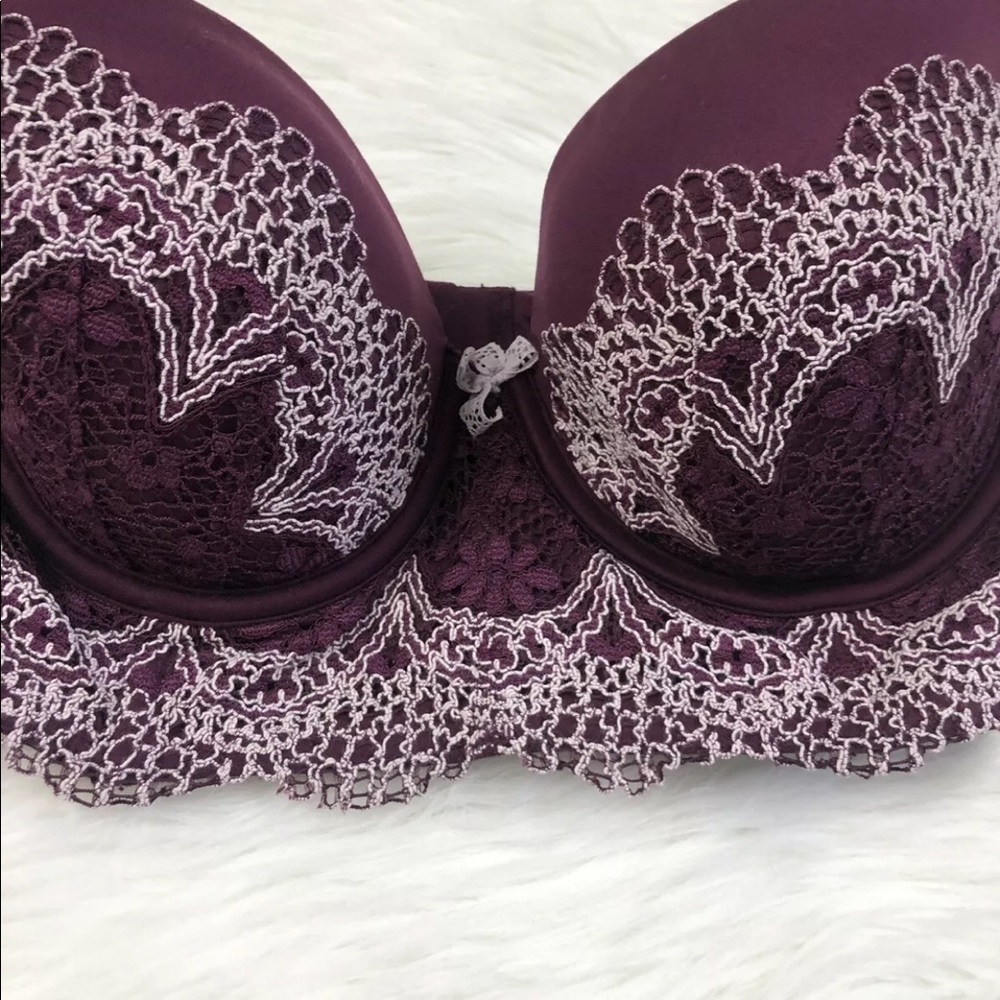 Victoria's Secret Body By Victoria Lined Demi Bra - Picture 3 of 5